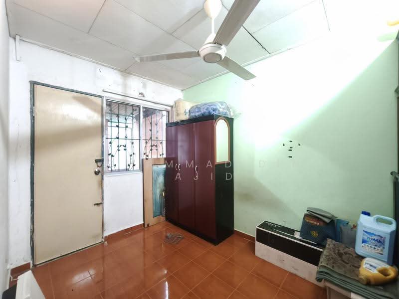 Rumah Teres 2-Tingkat untuk Dijual di Seksyen 24 (Shah Alam) - Mohammad Din Majid - PropertyGuru.com.my