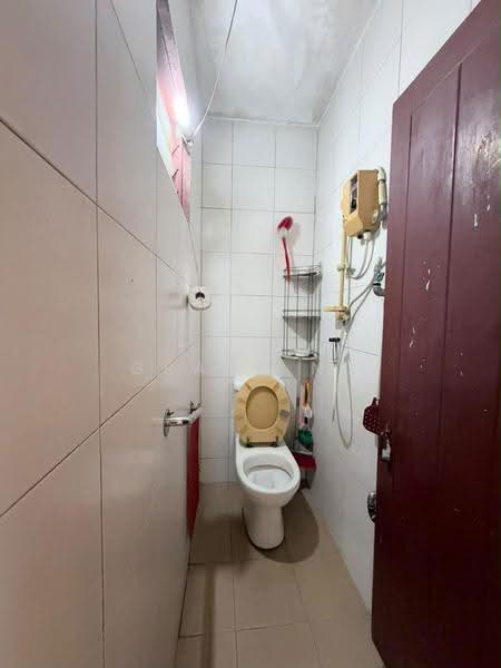 1-storey Terraced House for Sale in Taman Abad (Johor Bahru) - Grace Ng - Bathroom - PropertyGuru.com.my