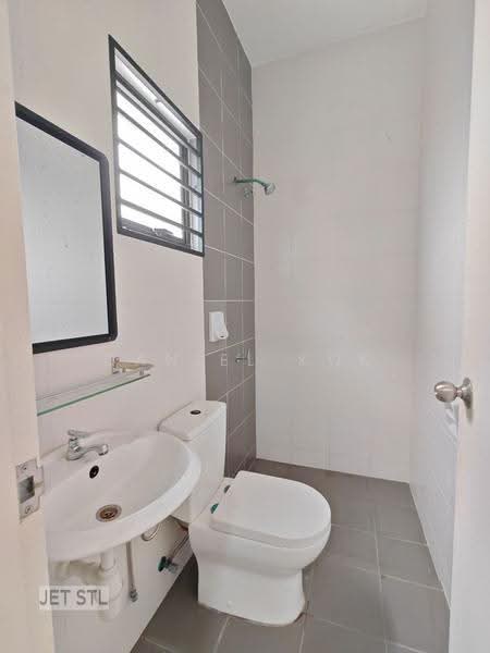 Rumah Teres 2-Tingkat untuk Dijual di Setia Impian (Setia Alam) - Daniel Kok - Bathroom - PropertyGuru.com.my