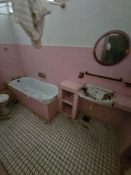 Rumah Banglo untuk Dijual di Ampang Jaya (Ampang) - Eddie Chan - Bathroom - PropertyGuru.com.my