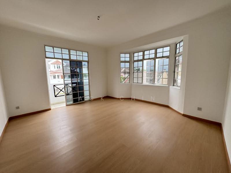 Bungalow House for Sale in Taman Bukit Jed (Seremban) - Jack Chin - Living Room - PropertyGuru.com.my