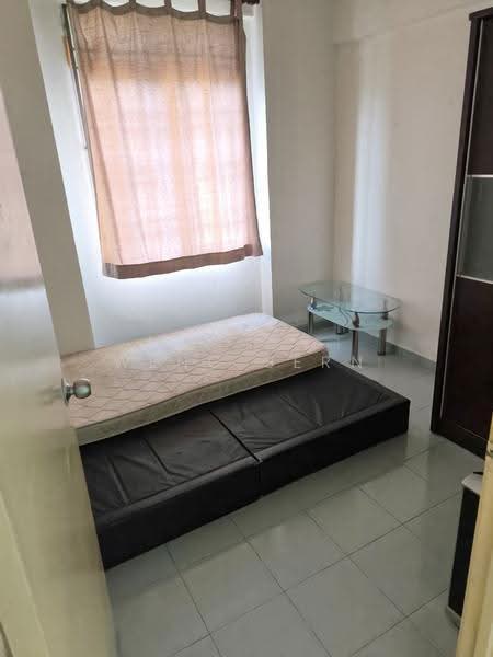 Kondominium untuk Disewa di Azuria Condominium - Weng Sern - Bedroom - PropertyGuru.com.my