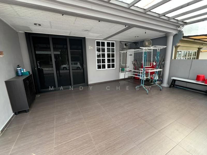 Rumah Teres 2-Tingkat untuk Dijual di Taman Bukit Idaman (Selayang) - Mandy Cheow - Exterior - PropertyGuru.com.my