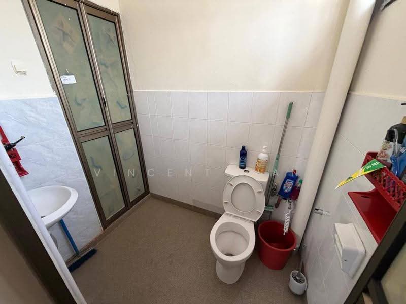 Rumah Teres 2-Tingkat untuk Dijual di Bandar Baru Permas Jaya (Permas Jaya) - Vincent Gian - Bathroom - PropertyGuru.com.my
