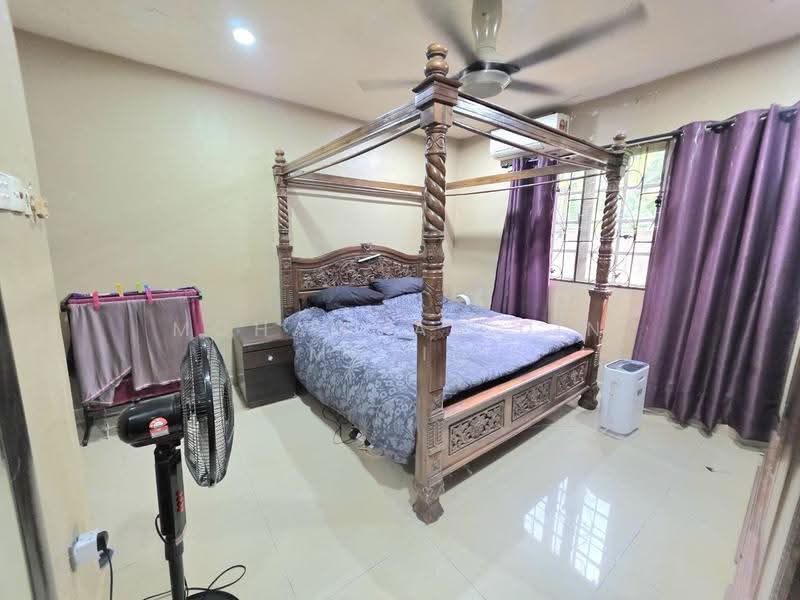 Rumah Banglo untuk Dijual di Seksyen 30 (Shah Alam) - Mohammad Din Majid - PropertyGuru.com.my