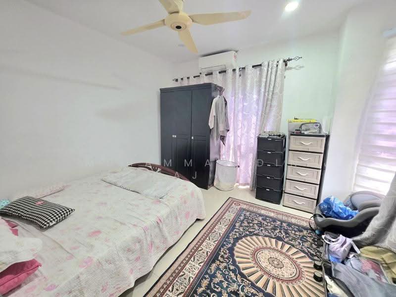 Rumah Banglo untuk Dijual di Seksyen 30 (Shah Alam) - Mohammad Din Majid - PropertyGuru.com.my