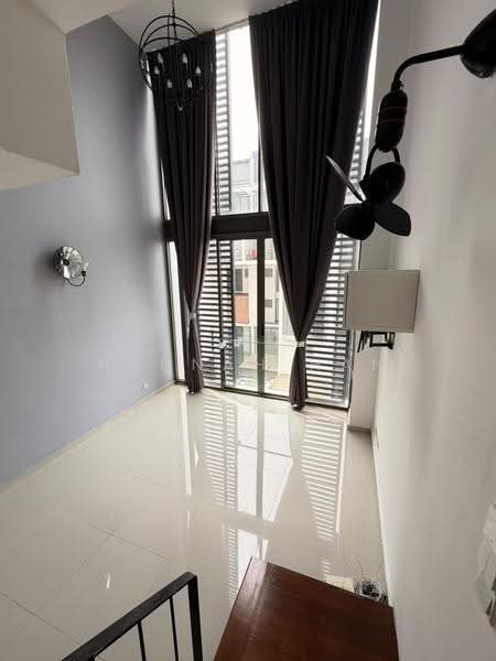 Kediaman Servis untuk Disewa di Centrio Pantai Hillpark - Hannah Han - Living Room - PropertyGuru.com.my
