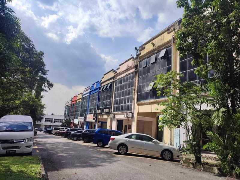 Shop / Office for Sale in Jalan Klang Lama (Old Klang Road) (Kuala Lumpur) - Ann Lim - Exterior - PropertyGuru.com.my