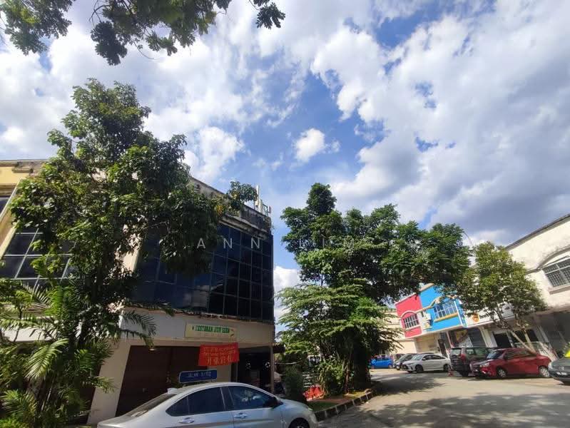 Shop / Office for Sale in Jalan Klang Lama (Old Klang Road) (Kuala Lumpur) - Ann Lim - PropertyGuru.com.my