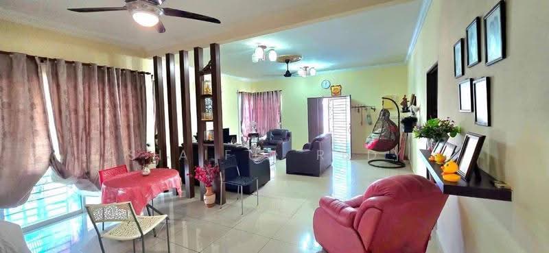 1-storey Terraced House for Sale in Taman Laman Suria (Mantin) - Shaiful Rudy - Living Room - PropertyGuru.com.my