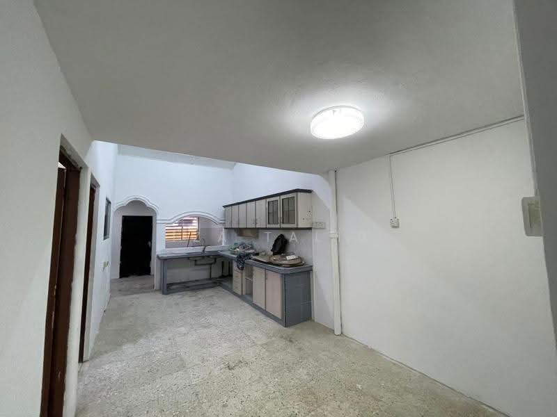 Rumah Teres 1-Tingkat untuk Dijual di Taiping (Perak) - Iza Talib - Kitchen - PropertyGuru.com.my
