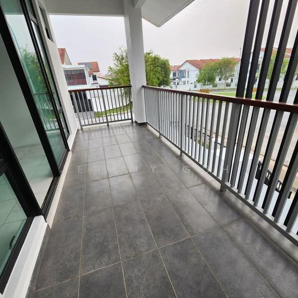 Semi-Detached House for Sale in Bandar Dato Onn (Tebrau) - Jeremy Goh - Balcony - PropertyGuru.com.my
