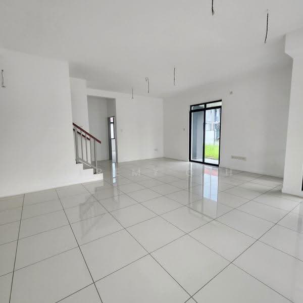Semi-Detached House for Sale in Bandar Dato Onn (Tebrau) - Jeremy Goh - Living Room - PropertyGuru.com.my