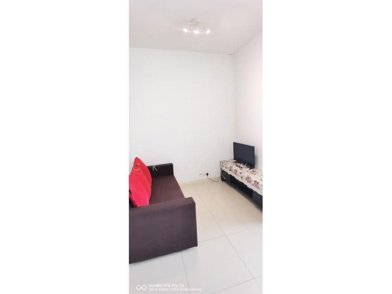 Kediaman Servis untuk Dijual di Greenfield Regency - Ck Leow - Living Room - PropertyGuru.com.my