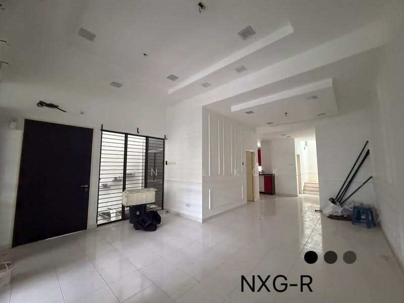 Rumah Teres 2-Tingkat untuk Dijual di Bandar Bukit Raja (Klang) - Daniel Kok - Living Room - PropertyGuru.com.my