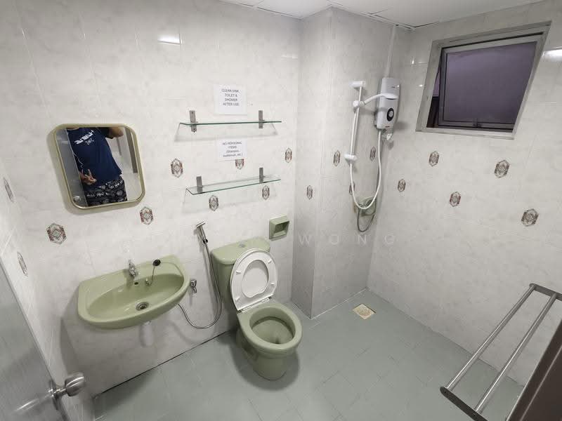 Kondominium untuk Disewa di Puncak Nusa Kelana - Dixon Wong - Bathroom - PropertyGuru.com.my