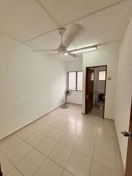 Terraced House for Sale in Bandar Country Homes (Rawang) - Mandy Cheow - Bathroom - PropertyGuru.com.my