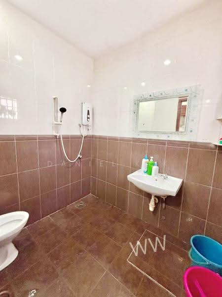 Rumah Teres 2-Tingkat untuk Dijual di Bandar Bukit Tinggi 2 (Klang) - Daniel Kok - Bathroom - PropertyGuru.com.my