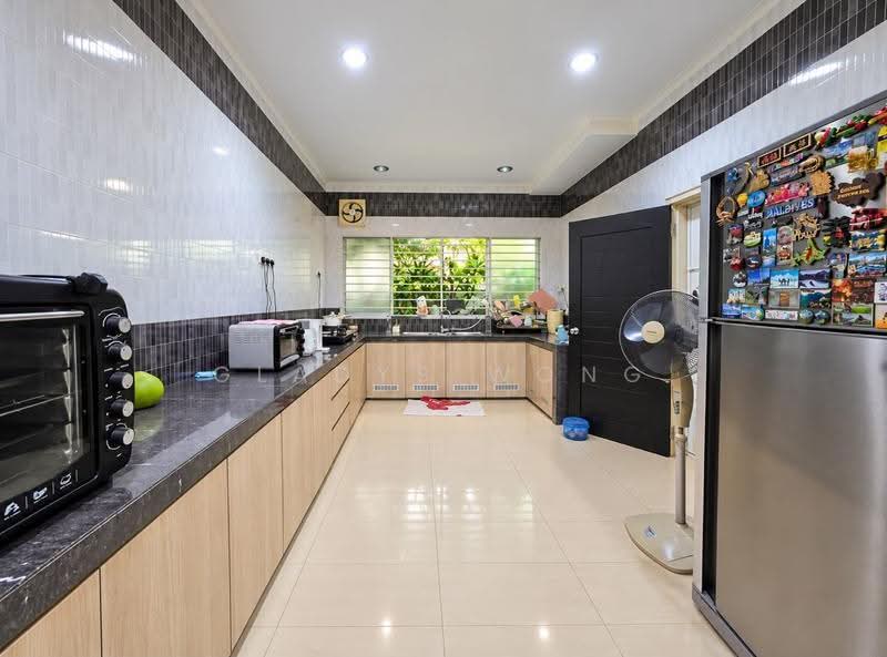 Semi-Detached House for Sale in Taman Nusa Bestari (Iskandar Puteri (Nusajaya)) - Gladys Wong - Kitchen - PropertyGuru.com.my