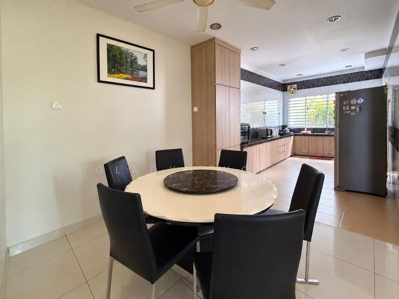 Semi-Detached House for Sale in Taman Nusa Bestari (Iskandar Puteri (Nusajaya)) - Gladys Wong - Dining Room - PropertyGuru.com.my