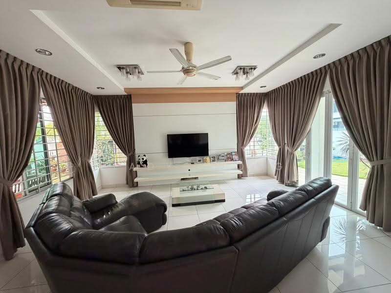 Semi-Detached House for Sale in Taman Nusa Bestari (Iskandar Puteri (Nusajaya)) - Gladys Wong - Living Room - PropertyGuru.com.my