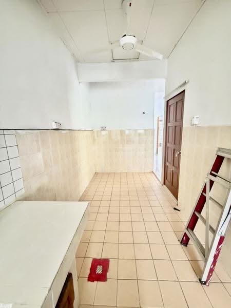 Rumah Teres 1-Tingkat untuk Dijual di Bandar Saujana Putra (Tanjong Duabelas) - Zimir Shah - Interior - PropertyGuru.com.my