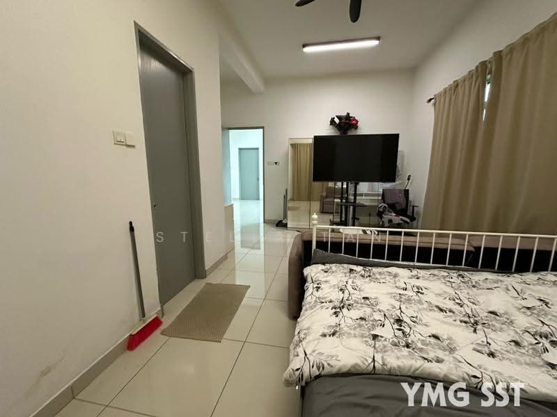 Semi-Detached House for Rent in U12, Taman Desa Alam (Shah Alam) - Stella Tan - Living Room - PropertyGuru.com.my