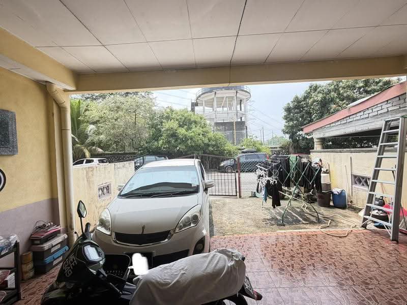 1-storey Terraced House for Sale in Taman Gadong Indah (Labu) - Shaiful Rudy - Exterior - PropertyGuru.com.my