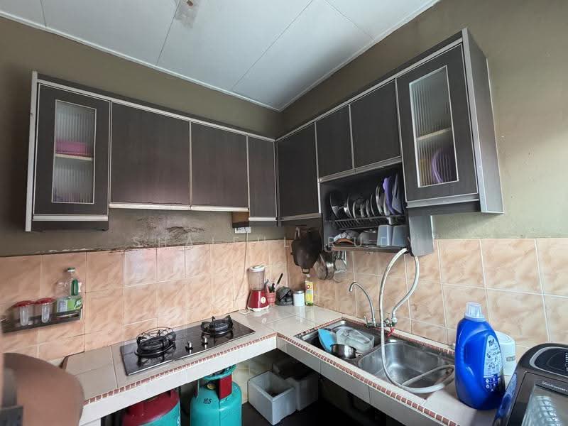 1-storey Terraced House for Sale in Taman Gadong Indah (Labu) - Shaiful Rudy - Kitchen - PropertyGuru.com.my