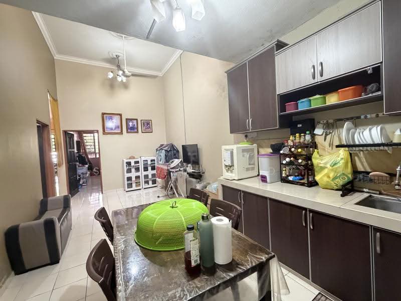 1-storey Terraced House for Sale in Taman Gadong Indah (Labu) - Shaiful Rudy - Kitchen - PropertyGuru.com.my