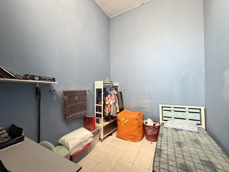 1-storey Terraced House for Sale in Taman Gadong Indah (Labu) - Shaiful Rudy - Bedroom - PropertyGuru.com.my
