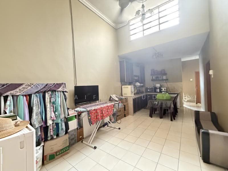 1-storey Terraced House for Sale in Taman Gadong Indah (Labu) - Shaiful Rudy - Living Room - PropertyGuru.com.my