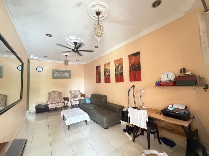 1-storey Terraced House for Sale in Taman Gadong Indah (Labu) - Shaiful Rudy - Living Room - PropertyGuru.com.my