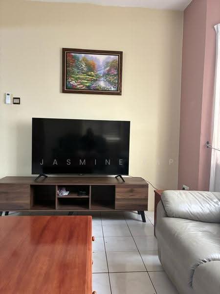 Kondominium untuk Disewa di Kelana Puteri - Jasmine Yap - Living Room - PropertyGuru.com.my