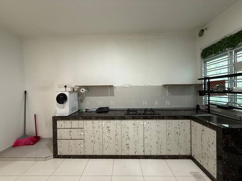 2-storey Terraced House for Sale in Senai (Johor) - Shawn Chan - Kitchen - PropertyGuru.com.my
