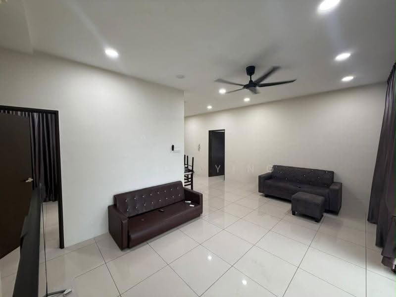 Service Residence for Rent at 8Scape Residence @ Sutera - Chloe Ying - Living Room - PropertyGuru.com.my