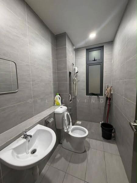Service Residence for Rent at 8Scape Residence @ Sutera - Chloe Ying - Bathroom - PropertyGuru.com.my