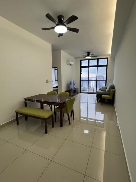 Kediaman Servis untuk Disewa di Twin Tower Residence - Queena Thye - Living Room - PropertyGuru.com.my