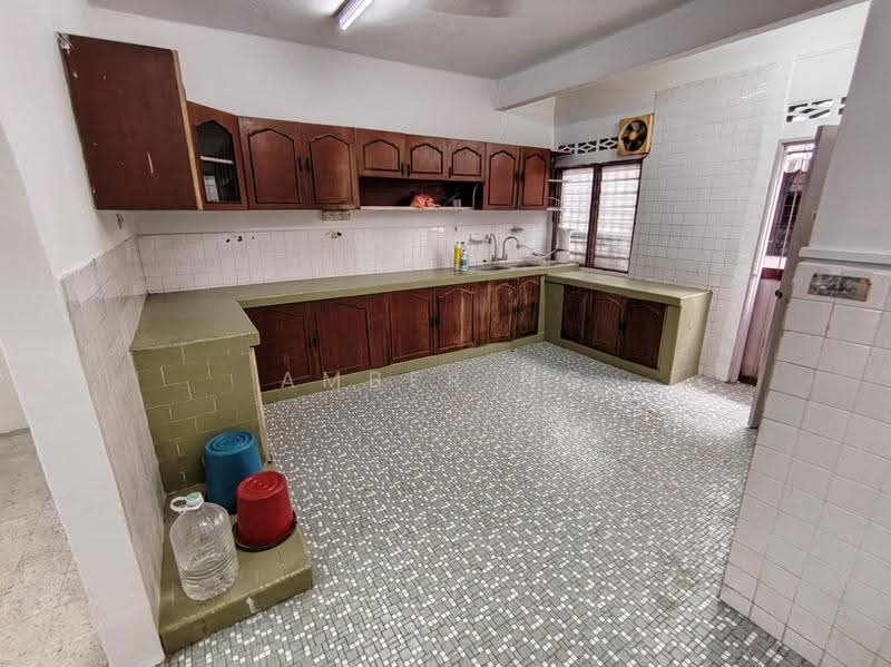 2-storey Terraced House for Sale in Taman Sri Rampai (Wangsa Maju) - Amber Ng - Kitchen - PropertyGuru.com.my
