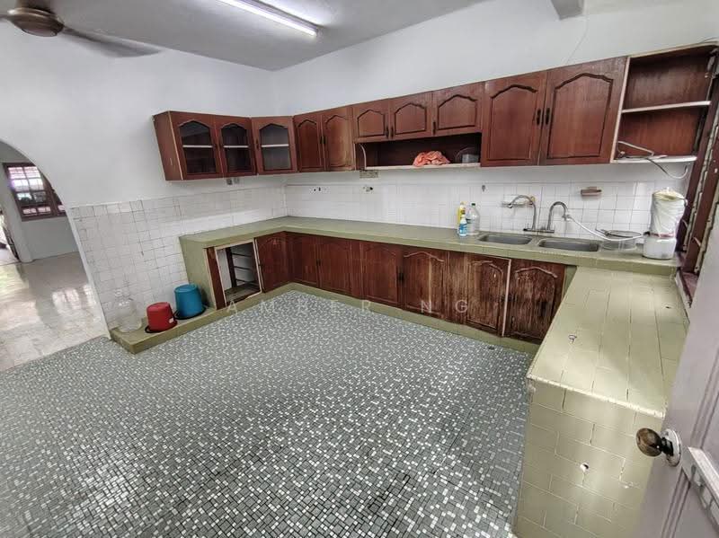 2-storey Terraced House for Sale in Taman Sri Rampai (Wangsa Maju) - Amber Ng - Kitchen - PropertyGuru.com.my