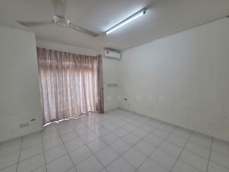 Rumah Teres 2-Tingkat untuk Dijual di Taman Desa Tebrau (Tebrau) - Pauline Goh - Living Room - PropertyGuru.com.my