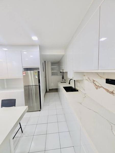 Pangsapuri untuk Disewa di Lily Apartment @ Kuchai Lama - EMA ALLANG - Kitchen - PropertyGuru.com.my