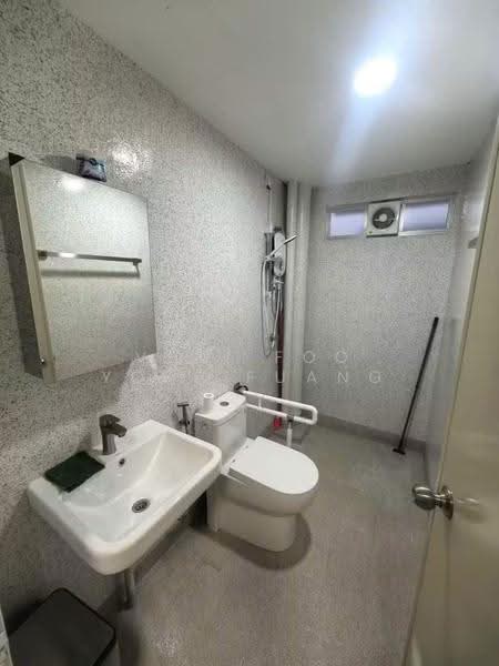 Apartment for Rent at Seri Jati - Veni Foo Yoke Fuang - Bathroom - PropertyGuru.com.my