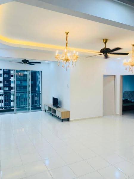 Kondominium untuk Disewa di Residensi Adelia 3 - EMA ALLANG - Living Room - PropertyGuru.com.my
