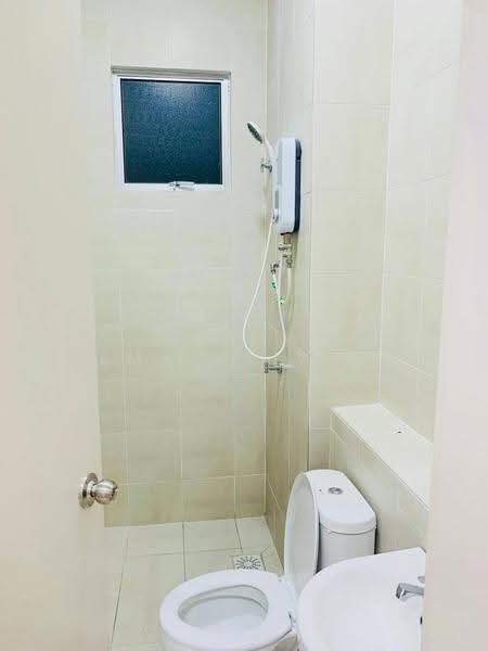 Kondominium untuk Disewa di Residensi Adelia 3 - EMA ALLANG - Bathroom - PropertyGuru.com.my