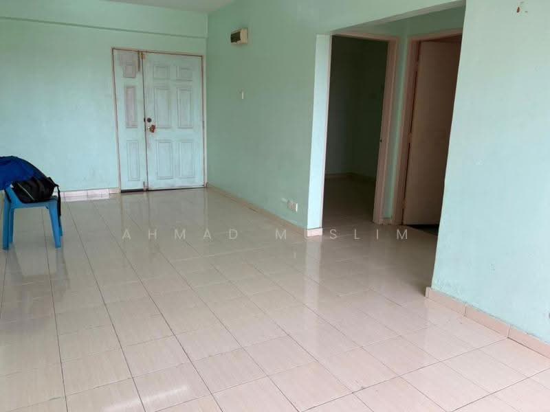 Apartment for Sale at Laguna Biru - Ahmad Muslim - Living Room - PropertyGuru.com.my