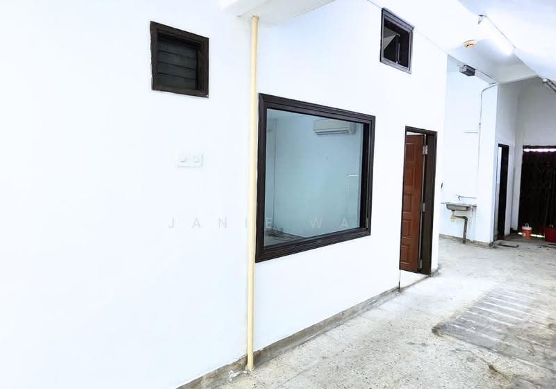Shop for Sale in Jalan Pudu (KL City Centre) - Janie Wai - Interior - PropertyGuru.com.my