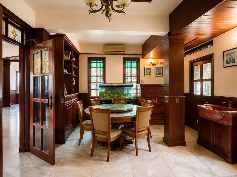 2-storey Terraced House for Sale in Seksyen 13 (Shah Alam) - Nur Alia Omar - Dining Room - PropertyGuru.com.my