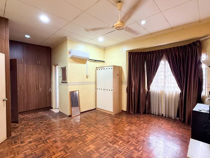 Rumah Teres 2-Tingkat untuk Dijual di Bandar Tun Hussein Onn (Cheras) - Fauzi Abdullah - Bedroom - PropertyGuru.com.my