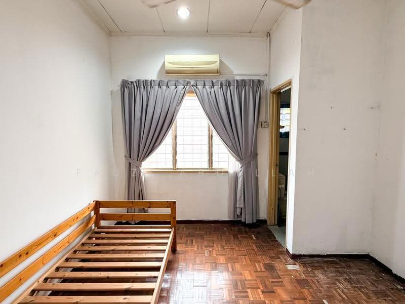 Rumah Teres 2-Tingkat untuk Dijual di Bandar Tun Hussein Onn (Cheras) - Fauzi Abdullah - Bedroom - PropertyGuru.com.my